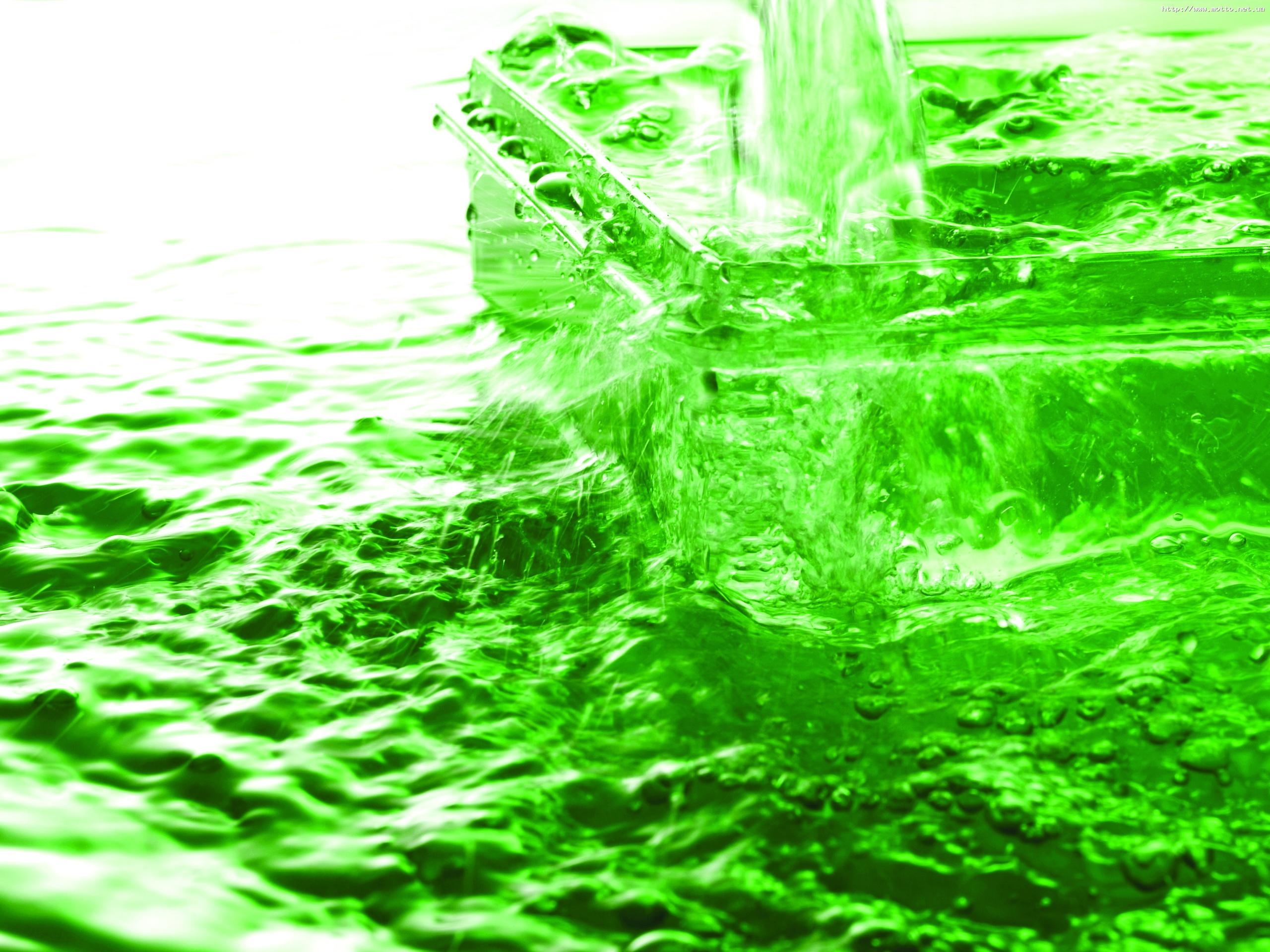 Зеленая газированная вода
