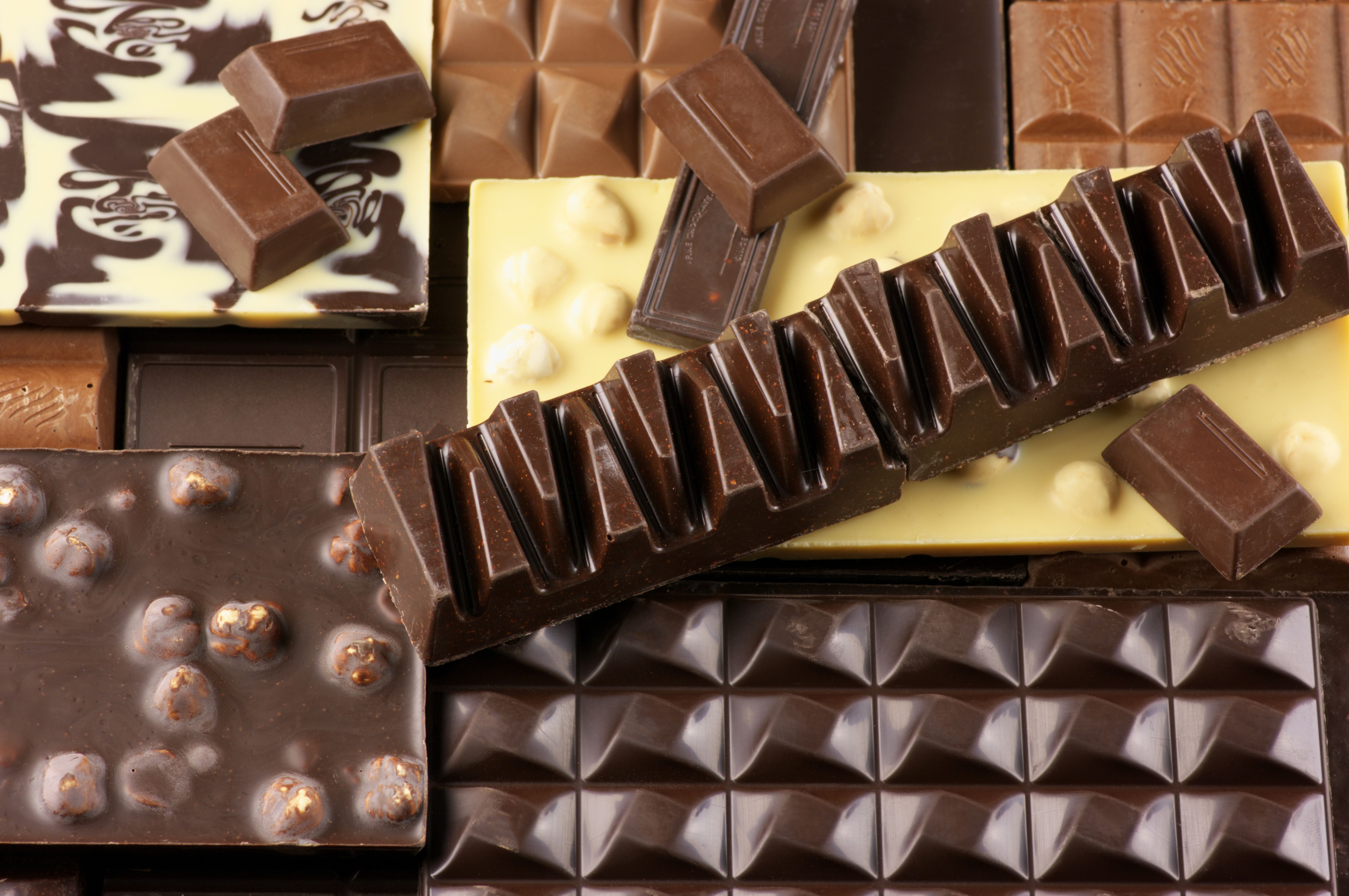 Слаще шоколада лучше шоколада. Таррагона шоколад. Patisserie шоколад бельгийский. Плитка шоколада.