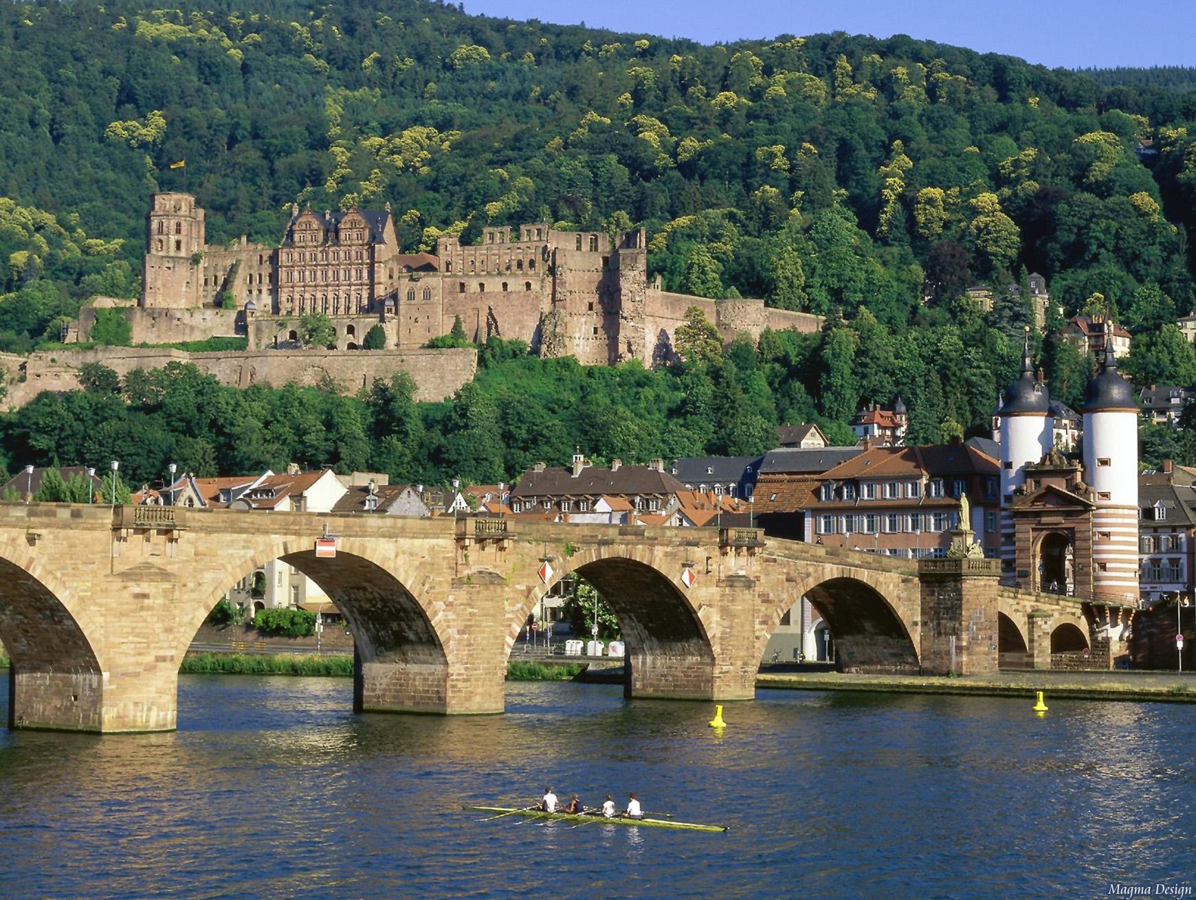 Какие достопримечательности есть в германии. Heidelberg Neckar Германия. Гейдельберг мост. Река Неккар в Германии. Гейдельберг замок и мост.