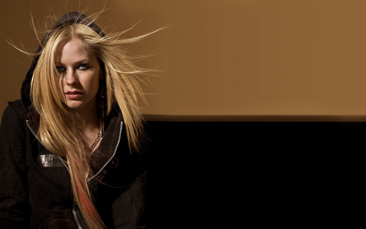 Picture Avril Lavigne Music