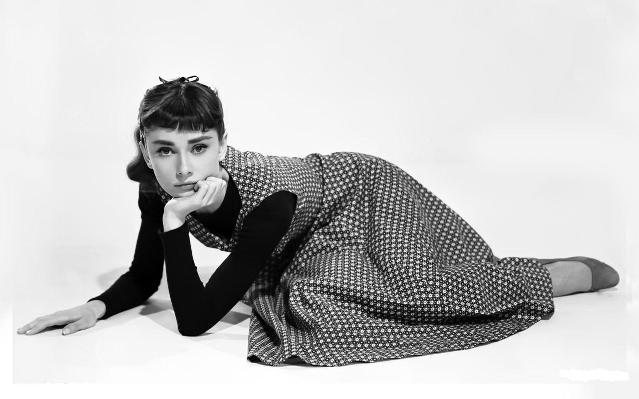 Desktop Wallpapers Audrey Hepburn Celebrities