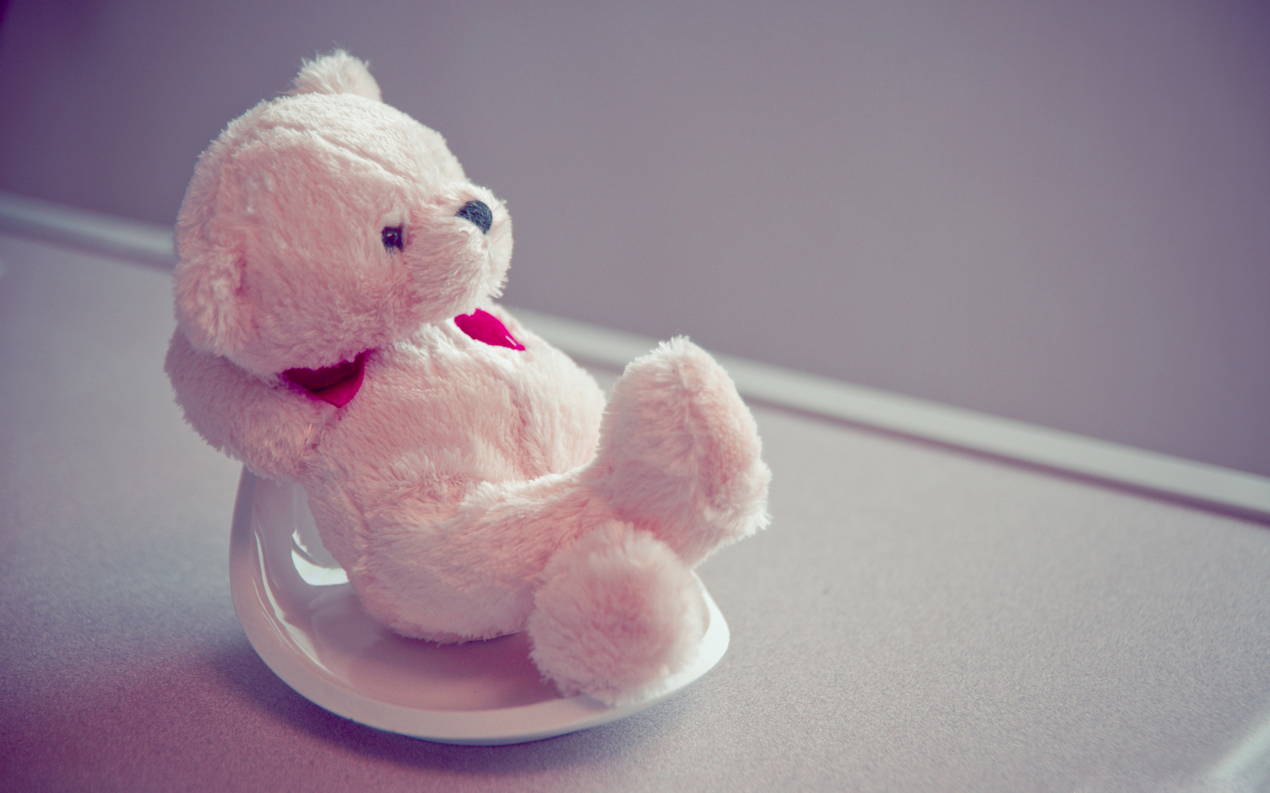 Картиночки. Плюшевый мишка. Милая мягкая игрушка. Картинки на рабочий стол милые. Мишка Тедди розовый.
