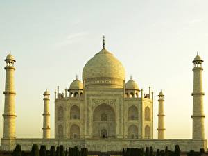 Papel de Parede Desktop Edifícios famosos Índia Taj Mahal Mesquita Cidades