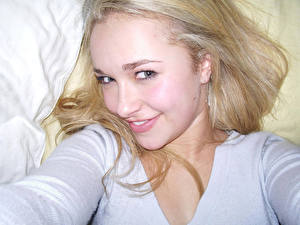 Tapety na pulpit Hayden Panettiere