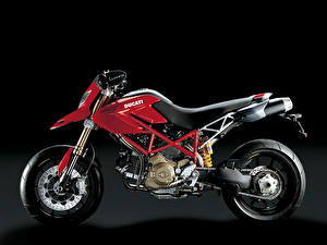 Bureaubladachtergronden Ducati motorfiets