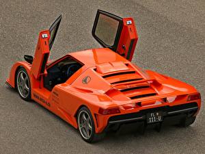 Tapety na pulpit Lamborghini Otwarte drzwi samochód