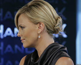 Tapety na pulpit Charlize Theron