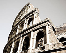 Bureaubladachtergronden Beroemde gebouwen Italië Steden