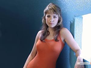 Tapety na pulpit Erica Durance