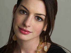 Bureaubladachtergronden Anne Hathaway Beroemdheden