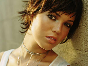 Tapety na pulpit Mandy Moore