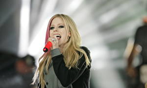 Bakgrundsbilder på skrivbordet Avril Lavigne
