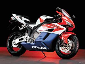 Tapety na pulpit Motocykl sportowy Honda - Motocykle