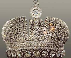 Wallpapers Jewelry Brilliant Crown