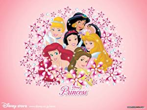 Картинка Disney принцессы на розовом фоне