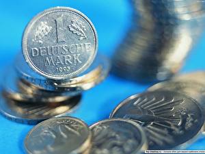 Bakgrundsbilder på skrivbordet Pengar Ett mynt 1 Deutsche mark