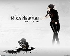 Papel de Parede Desktop Mika Newton