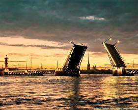 Bakgrunnsbilder En bro St. Petersburg byen
