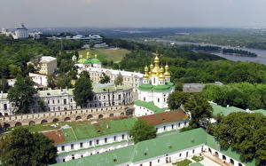 Bakgrundsbilder på skrivbordet Tempel Ukraina stad