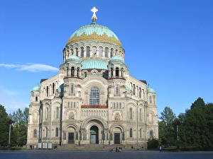 Sfondi desktop Tempio San Pietroburgo Città