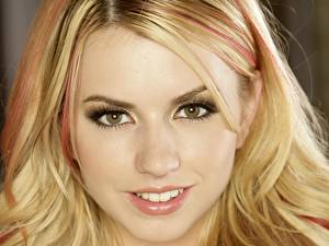 Wallpapers Lexi Belle