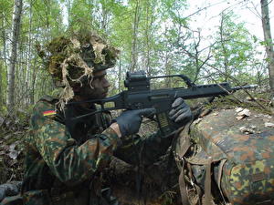 Bilder Soldat Militär Schutzhelm Deutsche Tarnung Heer