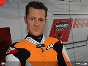 Papel de Parede Desktop Formula 1 Michael Schumacher