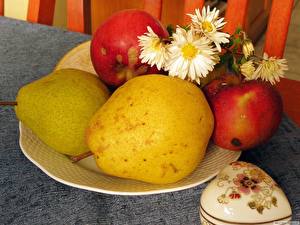 Sfondi desktop Frutta Pere