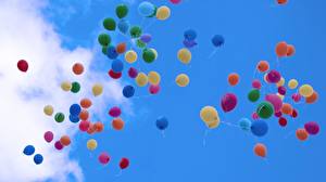 Hintergrundbilder Feiertage Luftballons