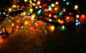 Fonds d'écran Jour fériés Nouvel An Boules Illuminations de Noël