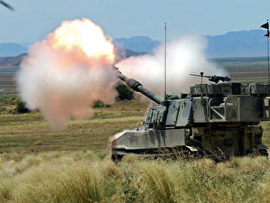 Bakgrunnsbilder Selvdrevet artilleriinstallasjon Skyting M109A6 Paladin Militærvesen