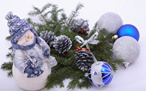 Bureaubladachtergronden Feestdagen Kerstmis Ballen Sneeuwpop