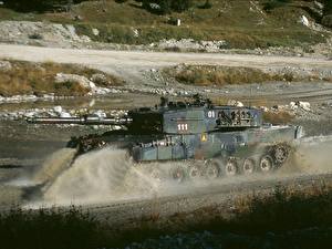 Bureaubladachtergronden Tanks Leopard 2 Leopard 2A4
