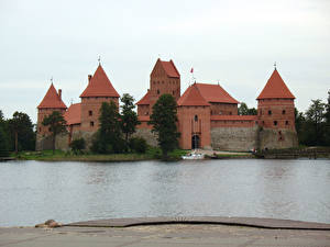Picture Castle Lithuania  Cities