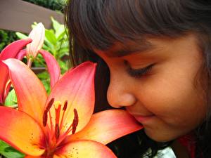 Wallpapers Little girls Sniffing Children Flowers