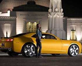 Desktop hintergrundbilder Transformers (Film) Megan Fox Chevrolet Camaro Film