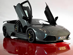 Tapety na pulpit Lamborghini Otwarte drzwi Lamborghini Murcielago Samochody
