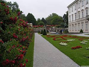 Bureaubladachtergronden Oostenrijk Salzburg een stad