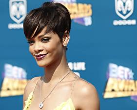 Bakgrunnsbilder Rihanna