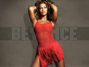 Обои для рабочего стола Beyonce Knowles в красном платье Знаменитости
