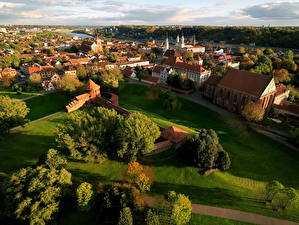 Bureaubladachtergronden Baltische staten  een stad