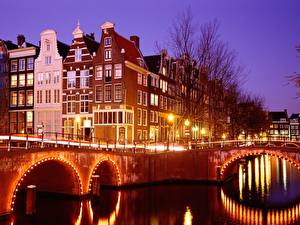 Bureaubladachtergronden Nederland Amsterdam een stad