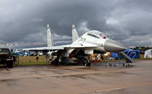 Fondos de escritorio Avións Avión de caza Sukhoi Su-30 MK