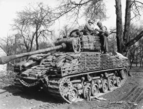 Bakgrundsbilder på skrivbordet Stridsvagnar M4 Sherman