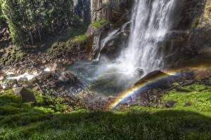 Bureaubladachtergronden Watervallen Regenboog Natuur
