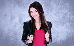 Tapety na pulpit Victoria Justice
