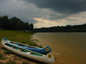 Hintergrundbilder Fluss Boot Natur