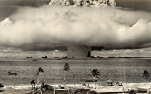 Обои Взрывы Атомный гриб Армия