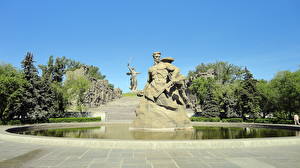 Bakgrundsbilder på skrivbordet Skulptur Volgograd  stad