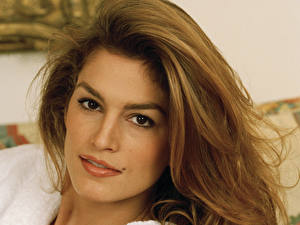 Tapety na pulpit Cindy Crawford